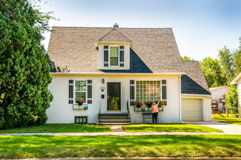 découvrez comment l'assurance immobilière protège votre patrimoine et sécurise vos investissements. explorez les différentes polices d'assurance adaptées aux biens immobiliers pour garantir une couverture optimale contre les risques.