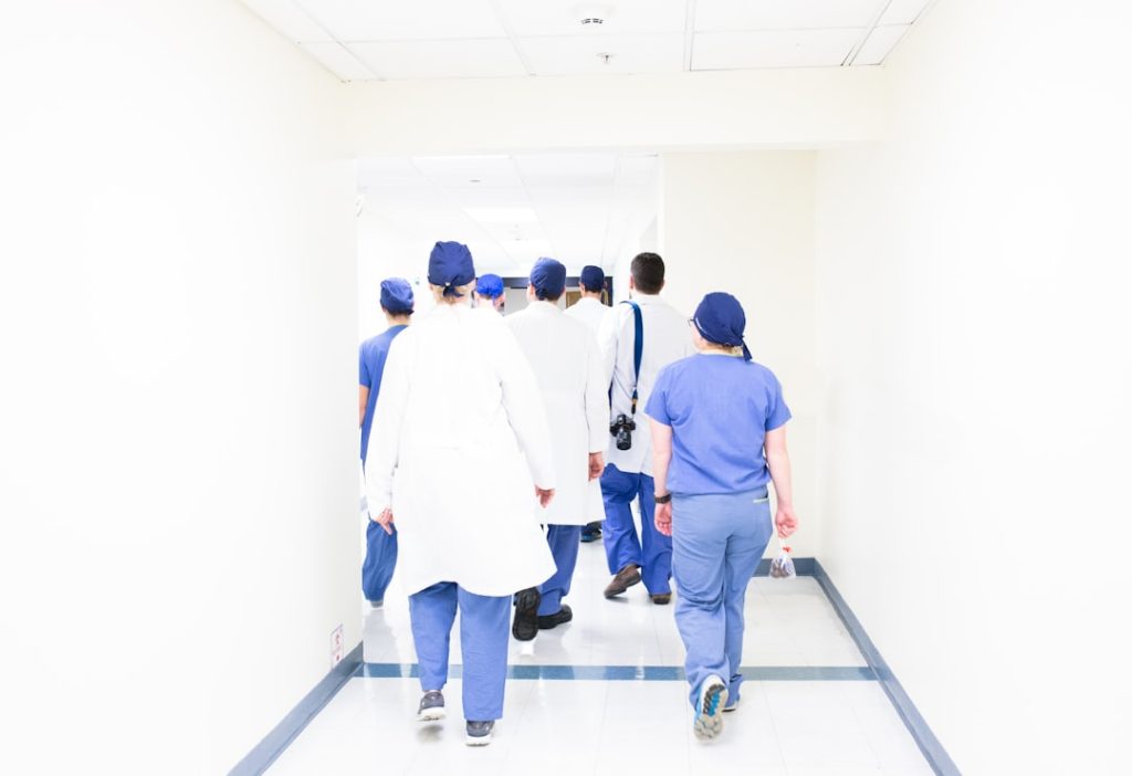 découvrez nos solutions d'assurance santé adaptées à vos besoins. protégez-vous et votre famille avec des couvertures complètes pour vos frais médicaux, et profitez de soins de qualité sans vous soucier des coûts. obtenez un devis personnalisé dès aujourd'hui!
