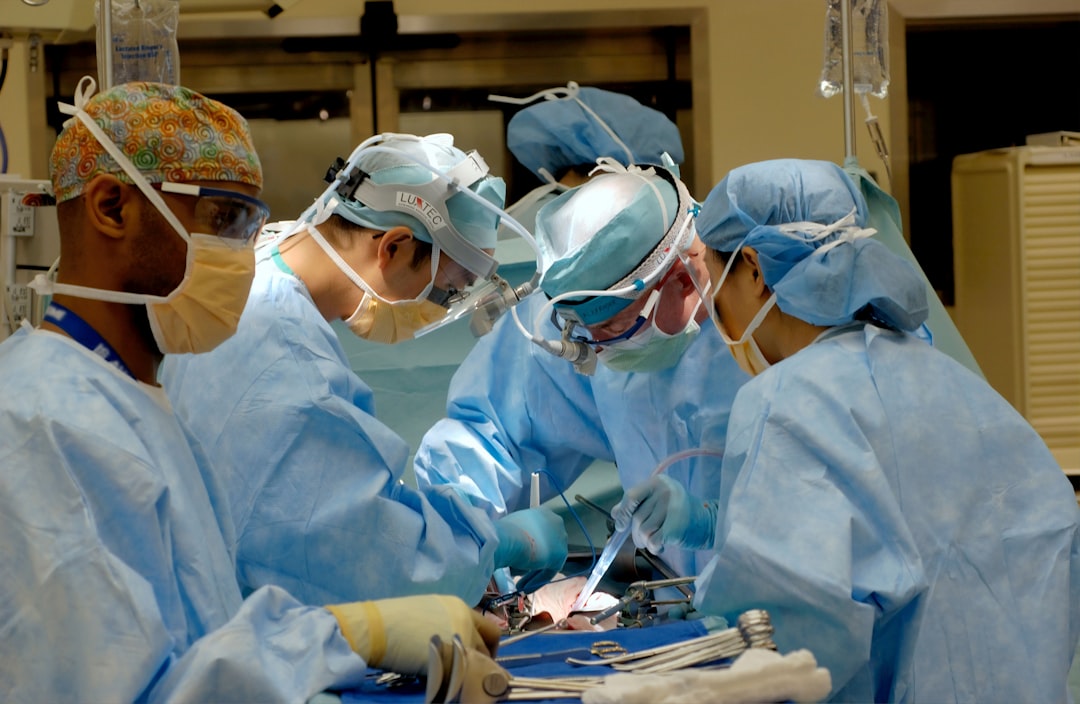 découvrez des solutions d'assurance cancer adaptées à vos besoins. protégez-vous et vos proches contre les coûts médicaux imprévus liés au cancer avec des couvertures complètes et des services d'accompagnement. informez-vous sur nos plans d'assurance personnalisés dès aujourd'hui!