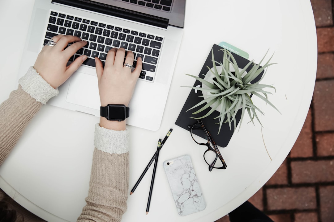 découvrez notre assurance habitation complète qui protège votre foyer contre les risques quotidiens. profitez d'une couverture adaptée à vos besoins, d'assistance 24/7 et d'un service client dédié pour vous accompagner dans toutes vos démarches.