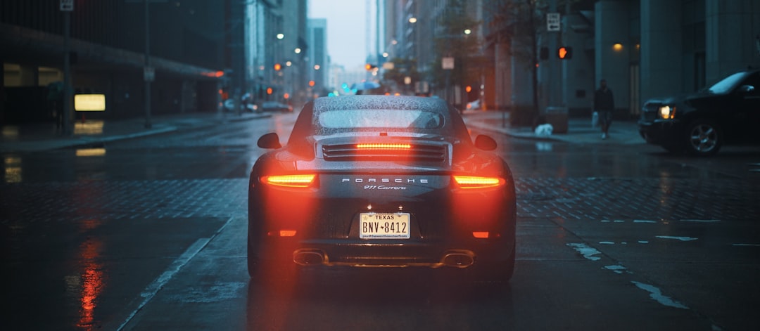découvrez nos solutions de prêt auto flexibles et avantageuses pour financer l'achat de votre véhicule. profitez d'un taux compétitif et d'un accompagnement personnalisé pour réaliser votre projet en toute sérénité.