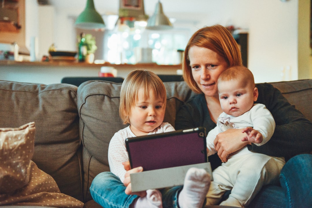 découvrez nos solutions d'assurance habitation adaptées à vos besoins. protégez votre maison et vos biens avec une couverture complète qui vous offre sérénité et sécurité. obtenez un devis personnalisé dès aujourd'hui!