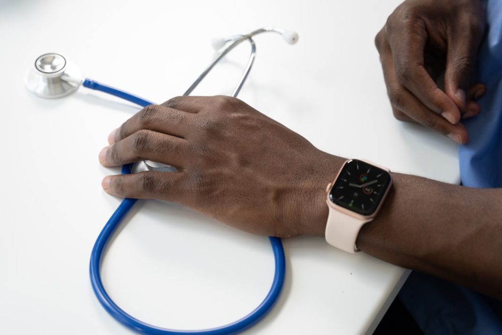 découvrez notre guide complet sur l'assurance santé en france. comparez les différentes offres, comprenez vos droits et choisissez la couverture qui répond le mieux à vos besoins pour protéger votre santé et celle de vos proches.