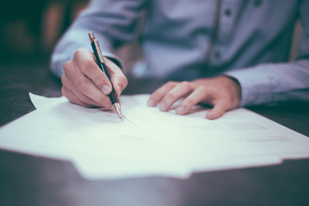 découvrez nos solutions d'assurance adaptées à vos besoins. protégez vos biens, votre santé et votre avenir avec des offres personnalisées et un service client réactif. comparez nos tarifs compétitifs et profitez de la tranquillité d'esprit.