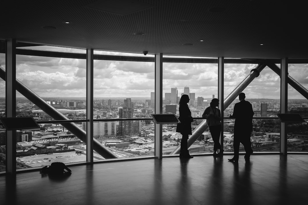 découvrez nos solutions d'assurance adaptées à vos besoins, que ce soit pour votre santé, votre habitation ou votre véhicule. protégez ce qui compte le plus avec des offres personnalisées et des conseils d'experts.