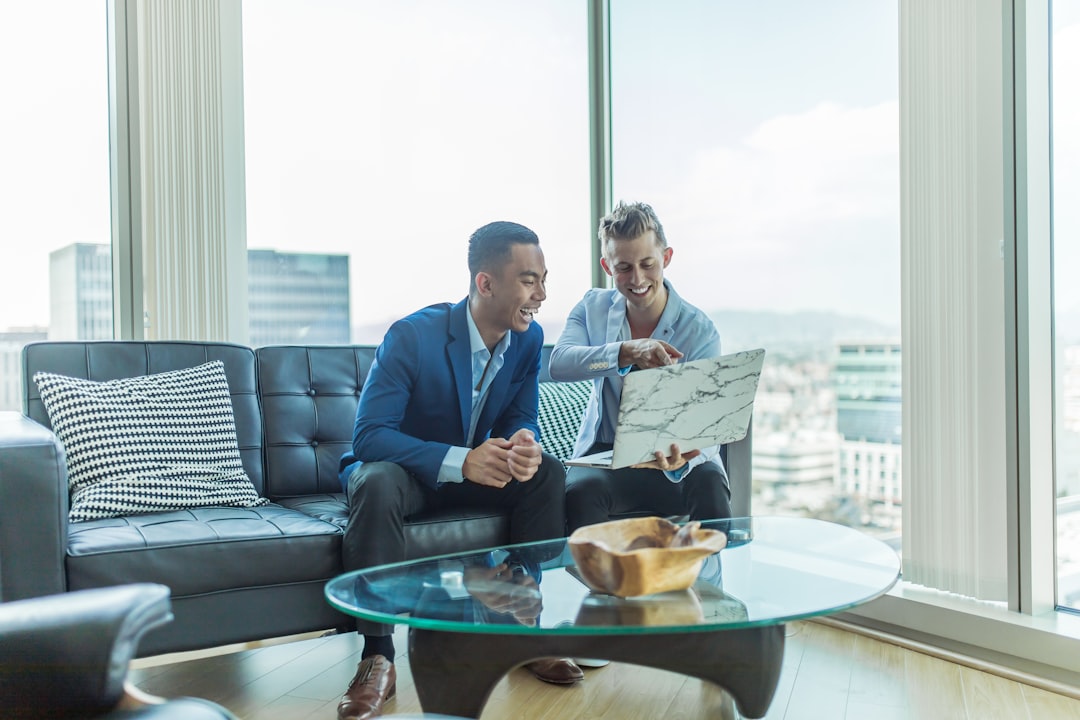 découvrez tout ce qu'il faut savoir sur les hypothèques : conseils pour obtenir le meilleur taux, étapes du processus, et astuces pour gérer vos prêts immobiliers avec succès.