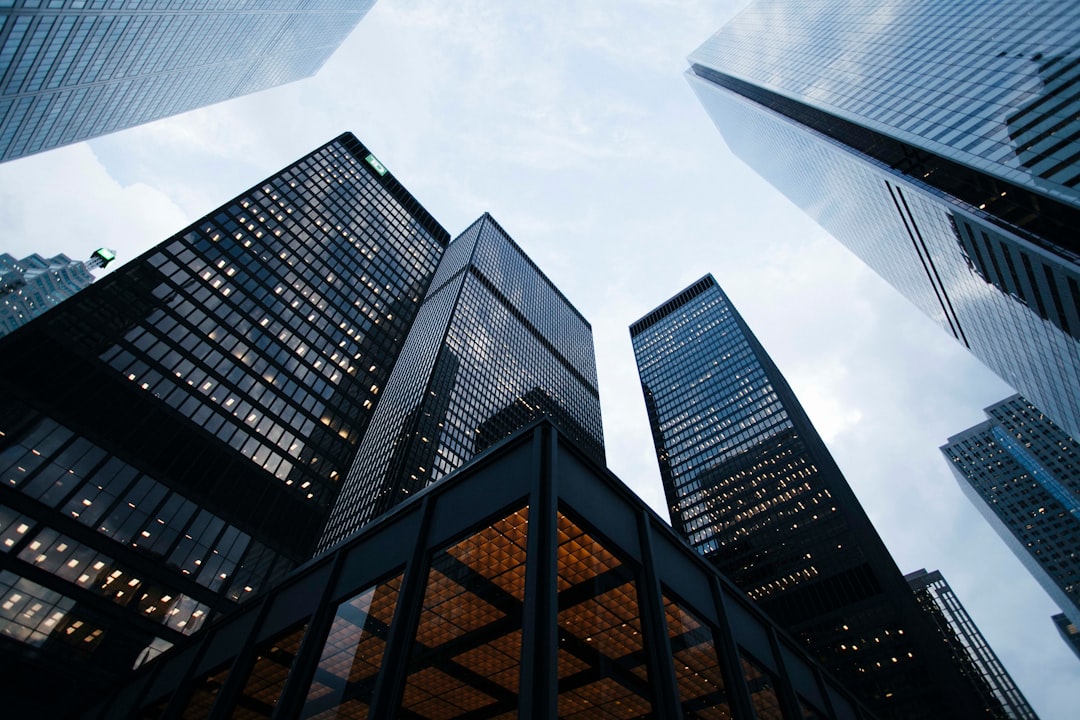 découvrez les meilleures opportunités immobilières avec notre guide complet sur l'immobilier. que vous soyez acheteur, vendeur ou investisseur, trouvez des conseils, des tendances du marché et des astuces pour réussir votre projet immobilier.