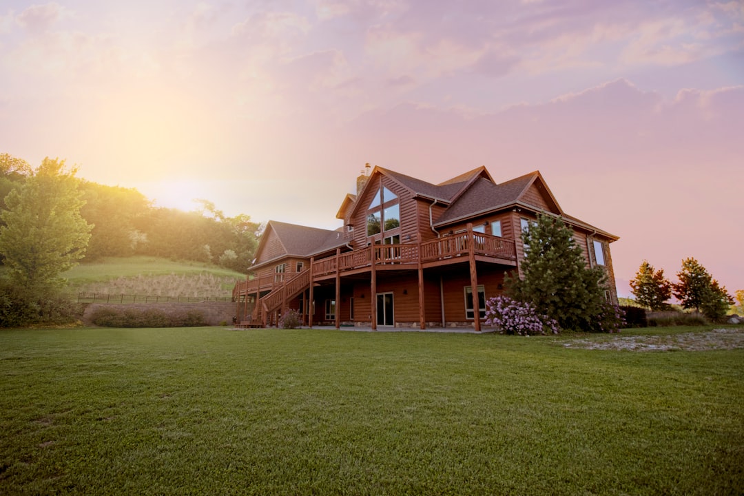 découvrez les meilleures opportunités immobilières avec notre guide complet sur l'immobilier. que vous cherchiez à acheter, vendre ou investir, trouvez des conseils précieux et les tendances du marché pour faire des choix éclairés.