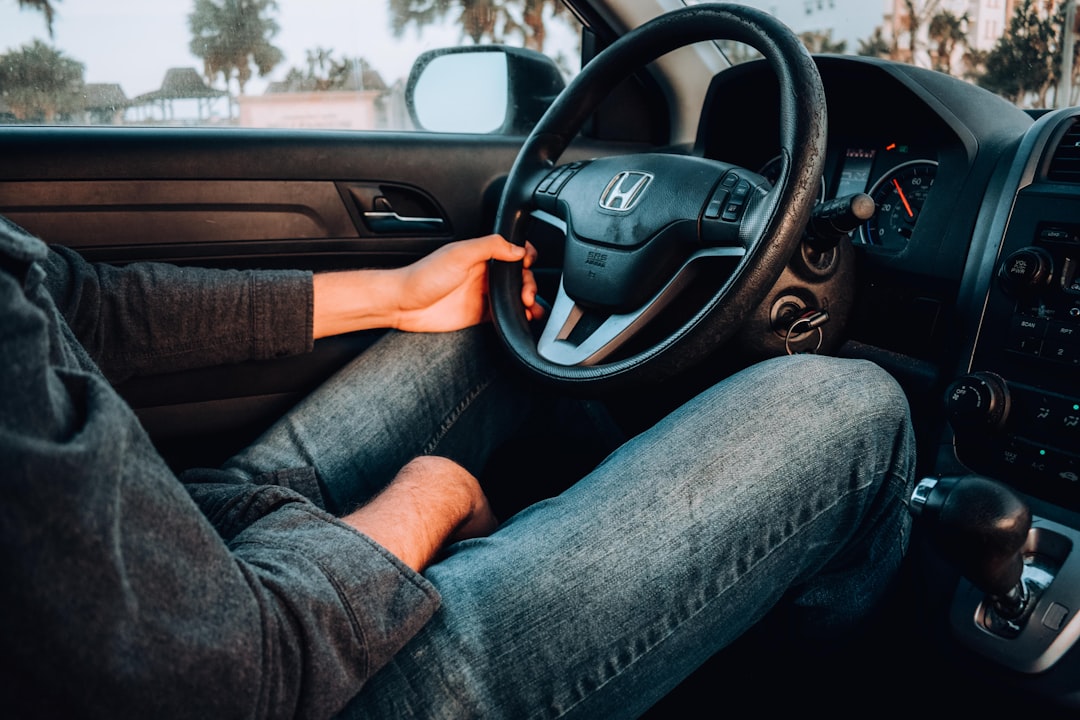 découvrez nos offres d'assurance automobile adaptées à vos besoins. protégez votre véhicule avec des garanties complètes, des tarifs compétitifs et un service client dédié. obtenez votre devis en ligne rapidement et assurez-vous en toute sérénité.