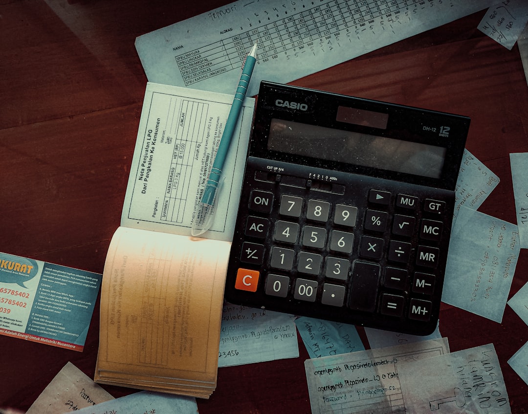 découvrez notre courtier en assurance crédit, expert dans la protection de votre entreprise contre les risques financiers. obtenez des conseils personnalisés et des solutions adaptées à vos besoins pour sécuriser votre activité.