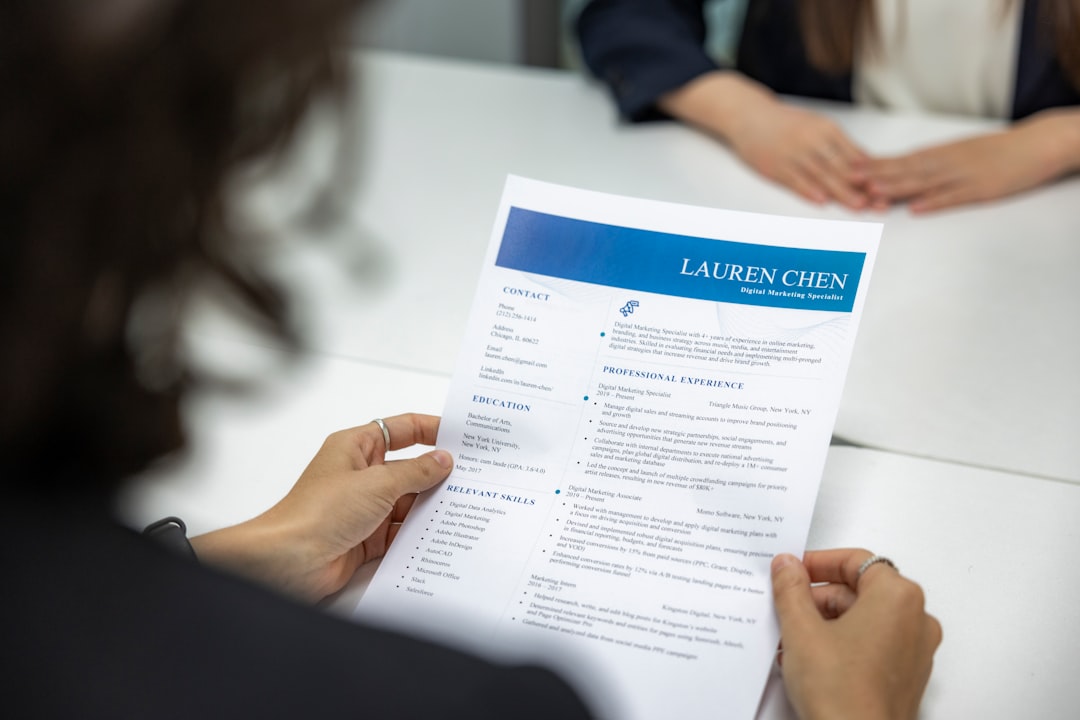 découvrez comment rédiger une lettre de résiliation d'assurance prêt efficace. obtenez des conseils et des modèles pour mettre fin à votre contrat d'assurance de manière claire et professionnelle.