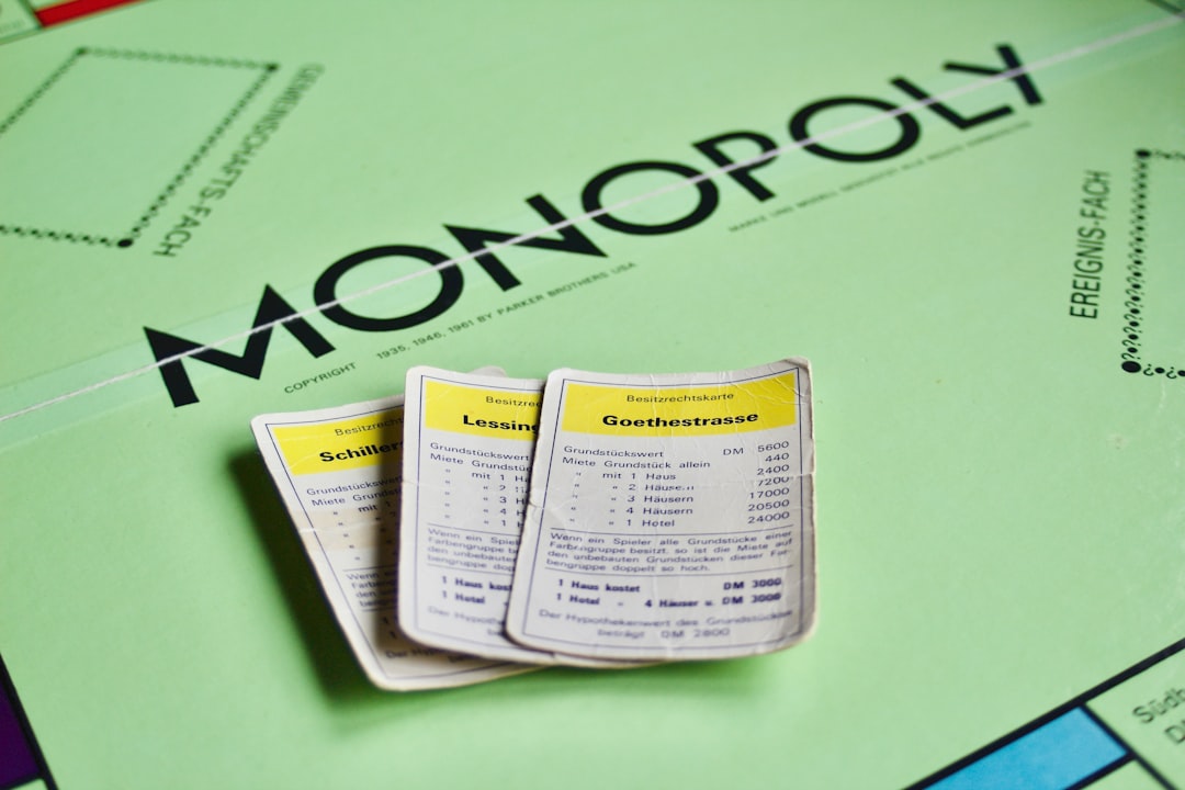 découvrez l'assurance emprunteur, une protection essentielle pour sécuriser votre prêt immobilier. protégez-vous et vos proches contre les imprévus tels que la perte d'emploi, l'incapacité de travail ou le décès. informez-vous sur les avantages et les options disponibles pour choisir la couverture qui vous convient.