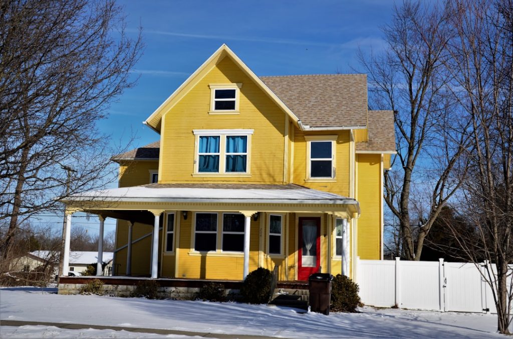 découvrez des astuces et conseils pour négocier votre assurance habitation. apprenez à obtenir les meilleures offres et à protéger efficacement votre domicile tout en économisant sur vos primes d'assurance.