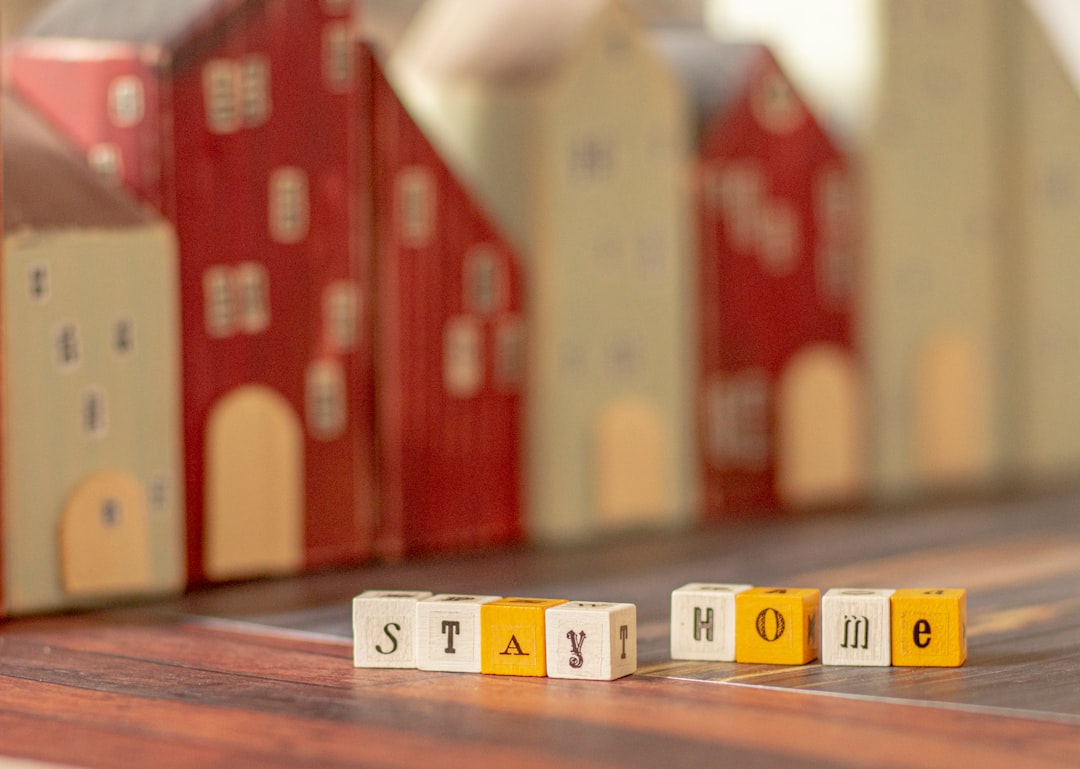 découvrez l'assurance hypothécaire en ligne pour protéger votre investissement immobilier. profitez d'un processus simple et rapide, des comparaisons de prix et une couverture adaptée à vos besoins. assurez votre avenir financier dès aujourd'hui.